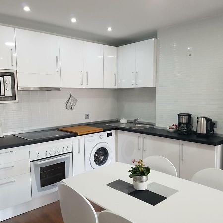 Aries Flat Apartment เบนัลมาเดนา ภายนอก รูปภาพ