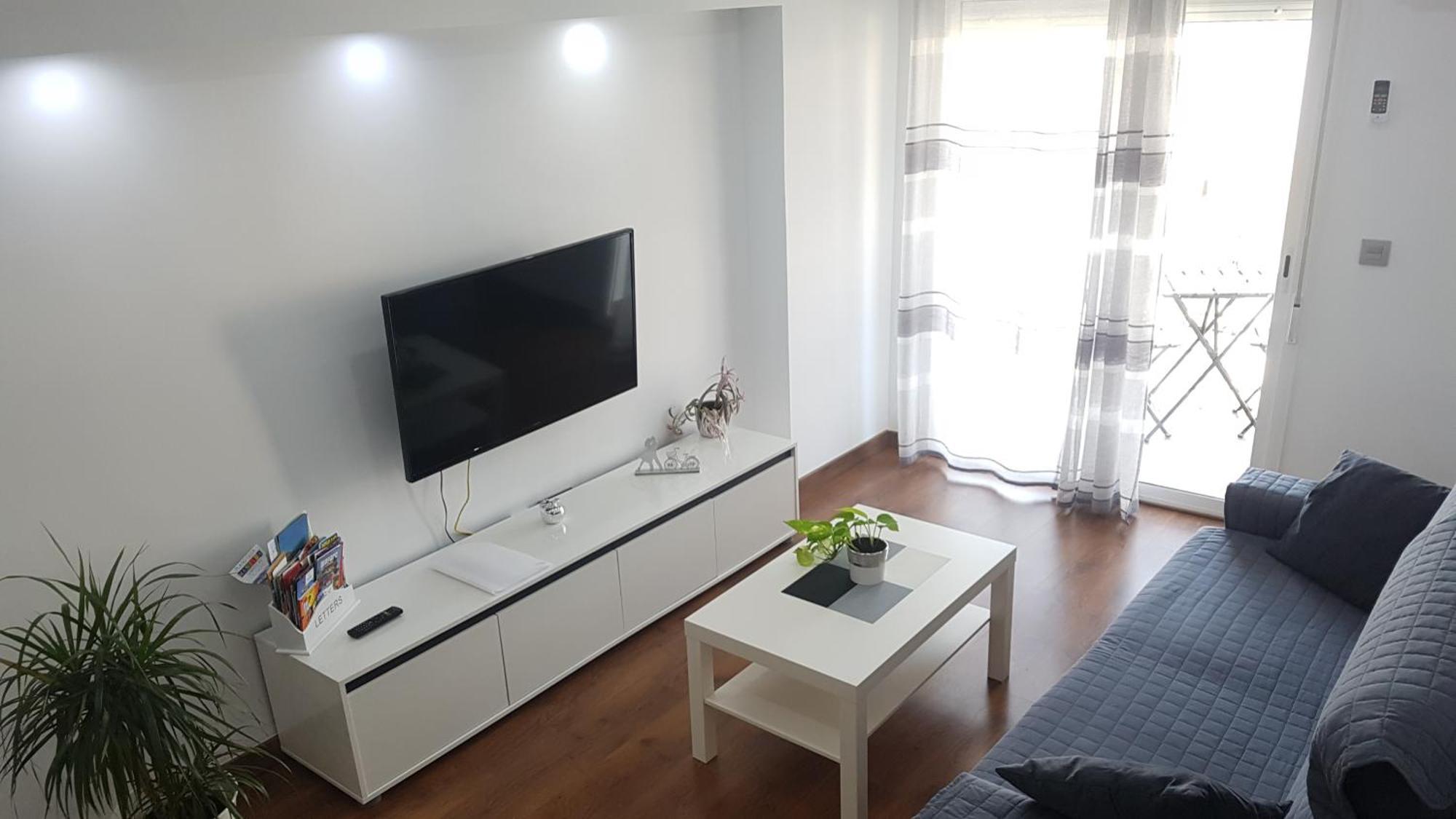Aries Flat Apartment เบนัลมาเดนา ภายนอก รูปภาพ